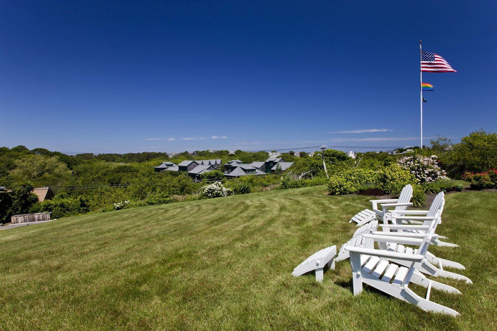 The Seaglass & Hotel